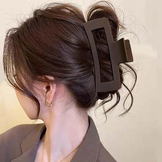 Norvess™ Luxe Geometric Hair Claw Clip